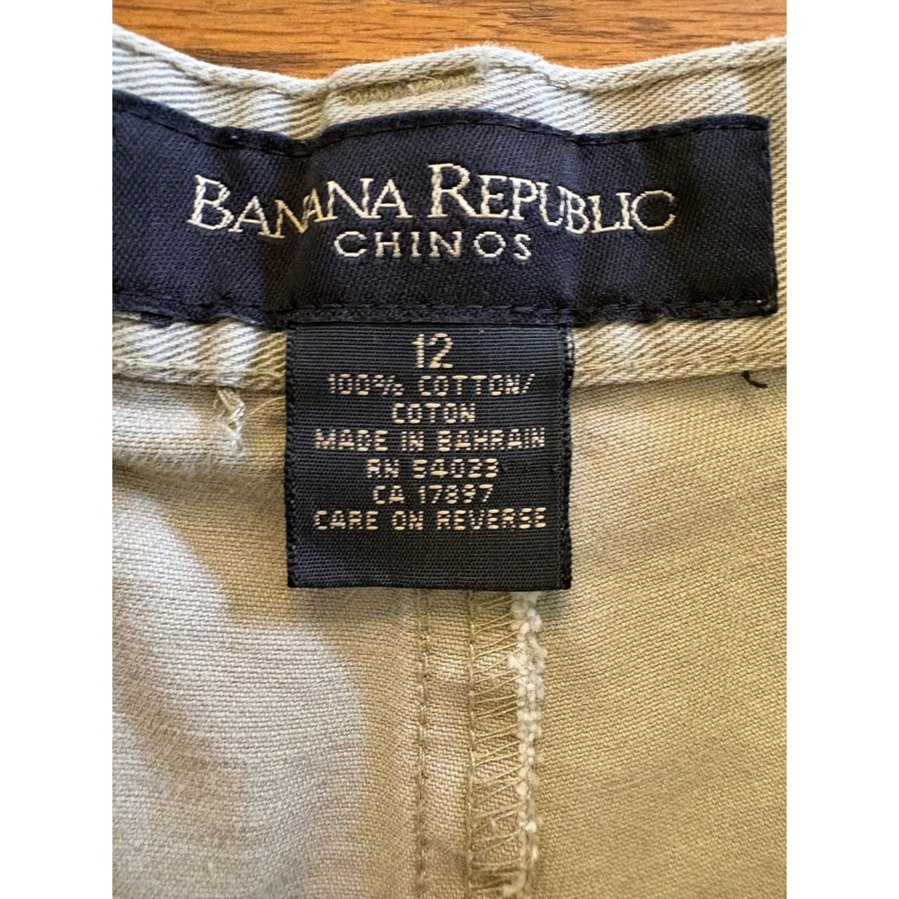 Banana Republic Pleated Chino Shorts Khaki Tan Cotton Womens 12 High Rise - Picture 3 of 7